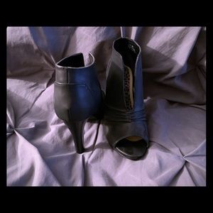 Black open front booties Sz: 8M
